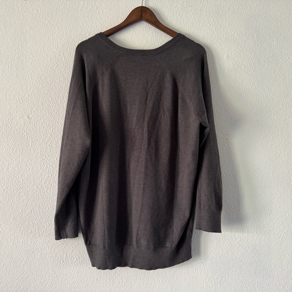 Torrid Everyday Soft Pullover Tunic Crew Sweater Charcoal Size 2 (18/20) V-Neck - Picture 9 of 12